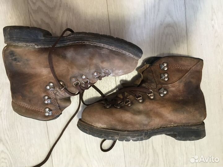 Горные ботинки