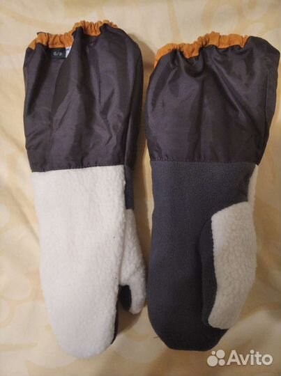 Продам Варежки детские Didriksons biggles р.6-8