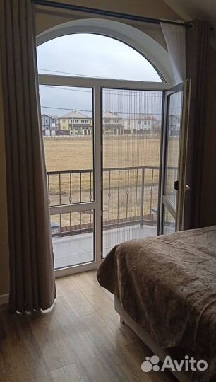 Москитные сетки плиссе на окна и двери