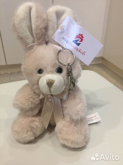 Мягкая игрушка-брелок Заяц пушистик