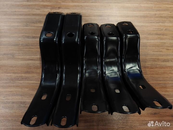 Кронштейны порогов Toyota land cruiser 200