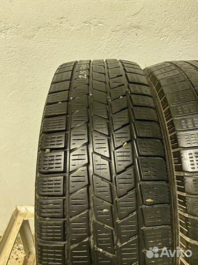 Pirelli Scorpion Ice&Snow 215/70 R16 100T