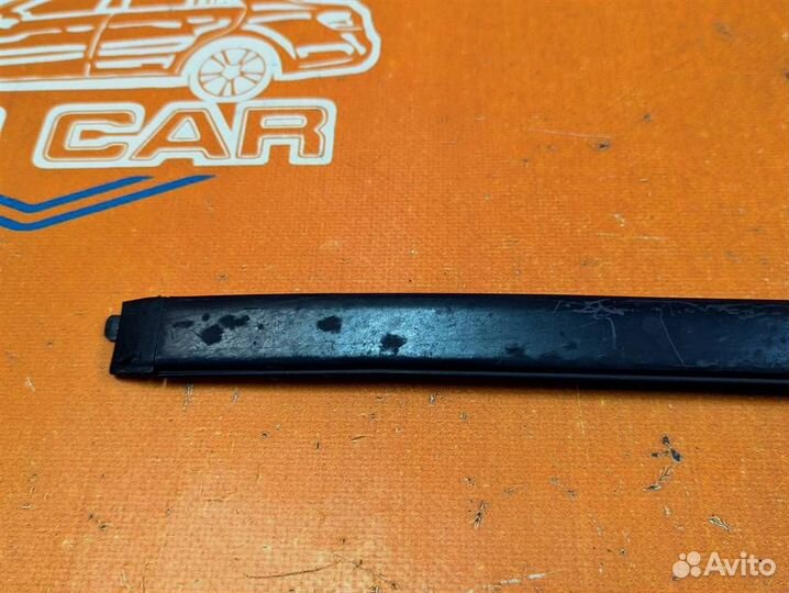 Молдинг лобового стекла w166 GL-class 278.928 1