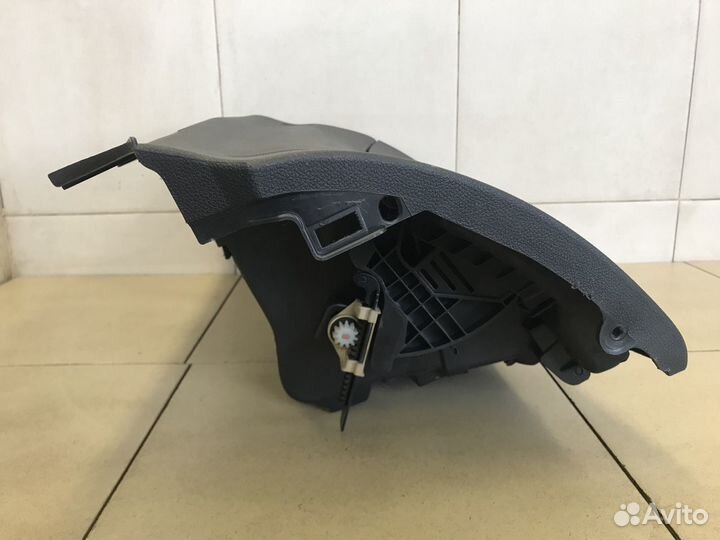 Бардачок Octavia (A5 1Z) 2004-2013