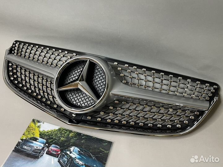 Решетка радиатора Mercedes W207 AMG Рестайлинг