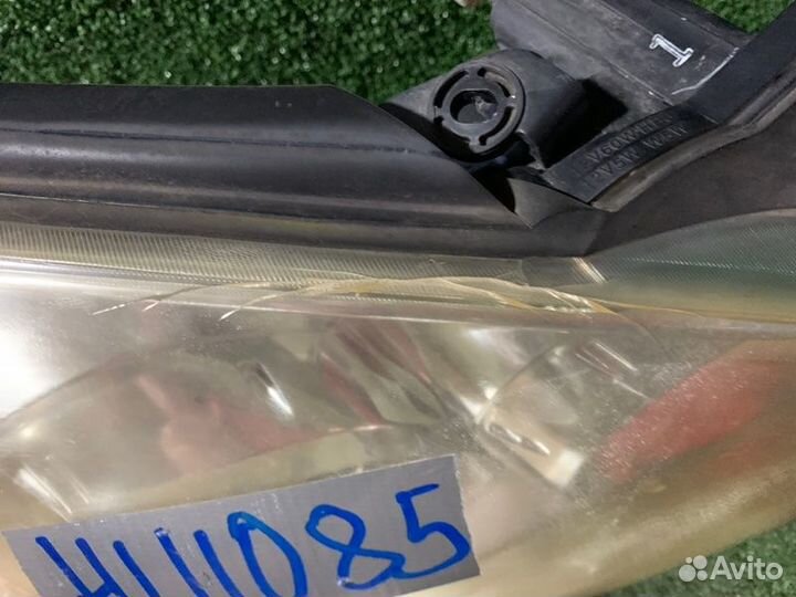 Фара передняя правая Nissan Wingroad WFY11