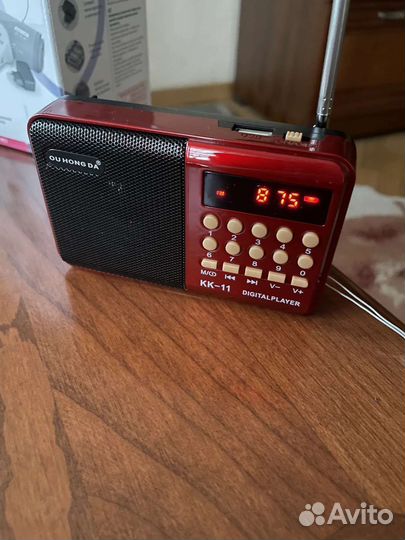 Карманное радио с аккумулятором