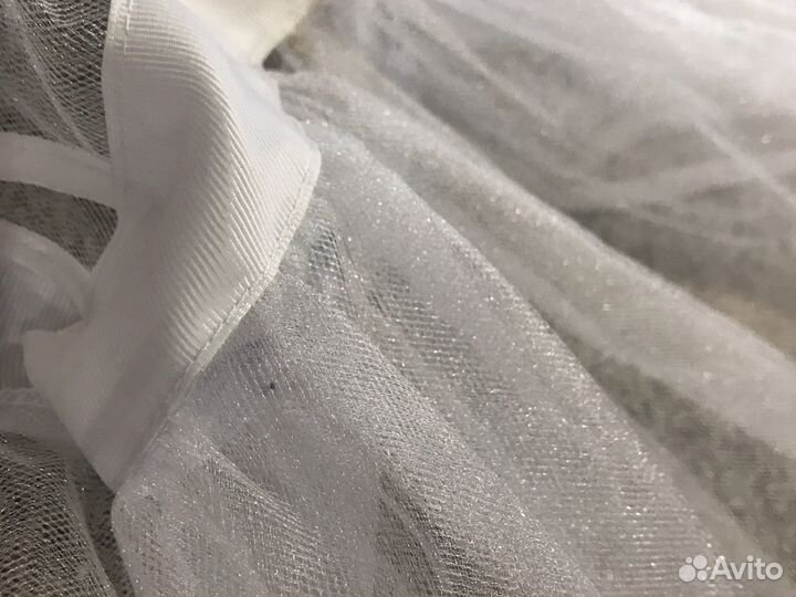 Белый школьный фартук