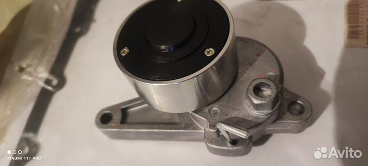 Натяжной ролик JCB