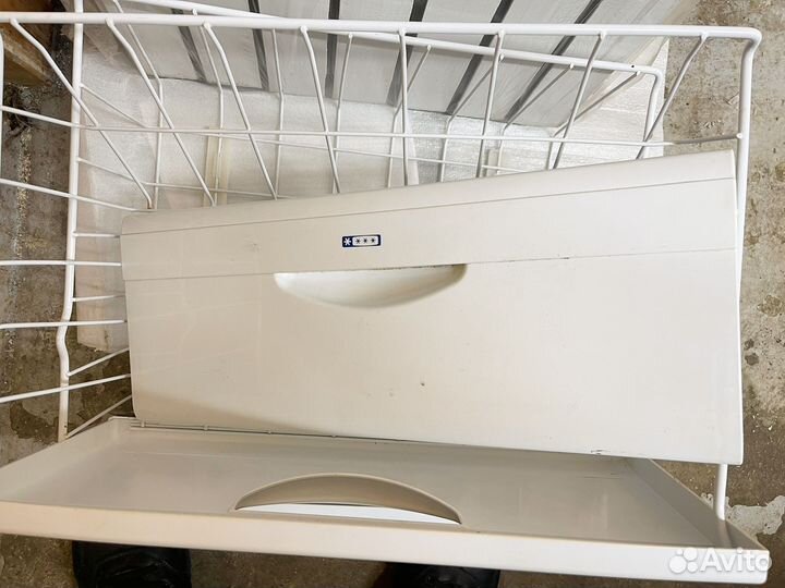 Ящики для холодильника атлант