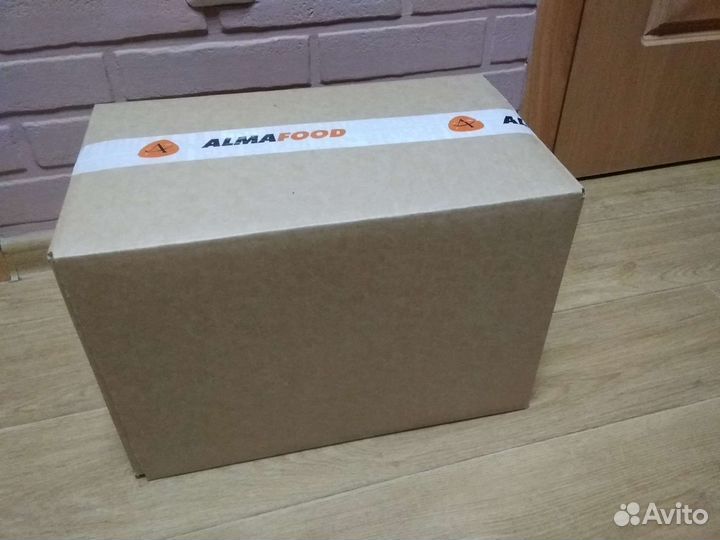 Коробка картонная