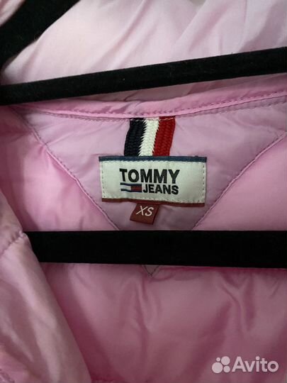 Tommy hilfiger пуховик
