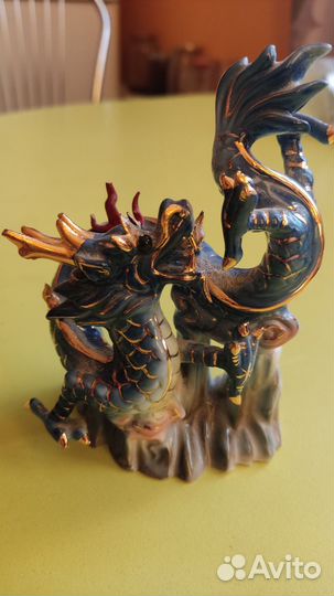 Статуэтка дракон китайский фарфор
