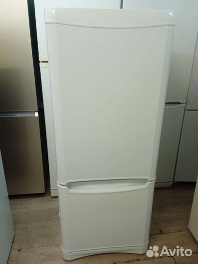 Холодильник бу indesit