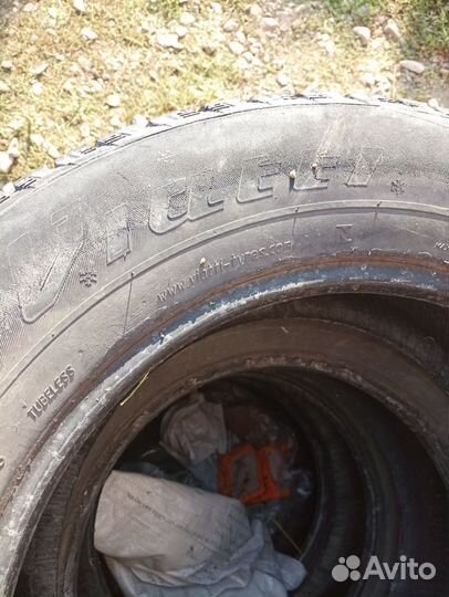 Viatti Bosco S/T V-526 235/65 R17