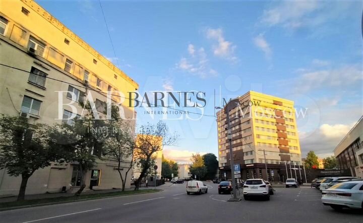 Торговое помещение с арендатором, 165 кв м