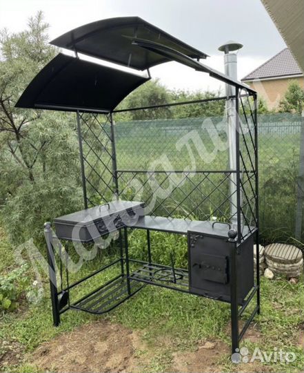 Мангал с крышей
