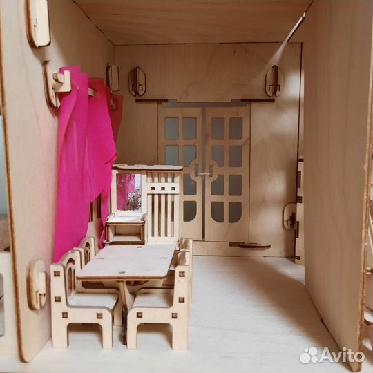 Кукольный домик с мебелью большой