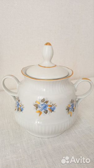 Чайник, сахарница, молочник Рижский фарфор