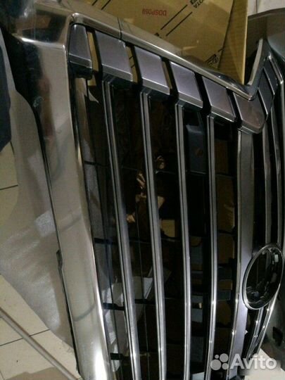 Решетка радиатора Lexus Lx 450 2015-2018