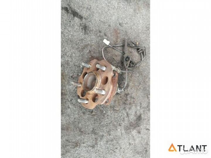 Ступица задняя левая toyota prius alpha