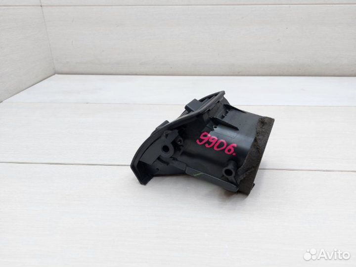 Дефлектор воздушный передний левый Bmw X5 Е53 M57N