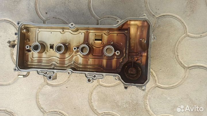 Клапанная крышка Nissan Tiida hr15de