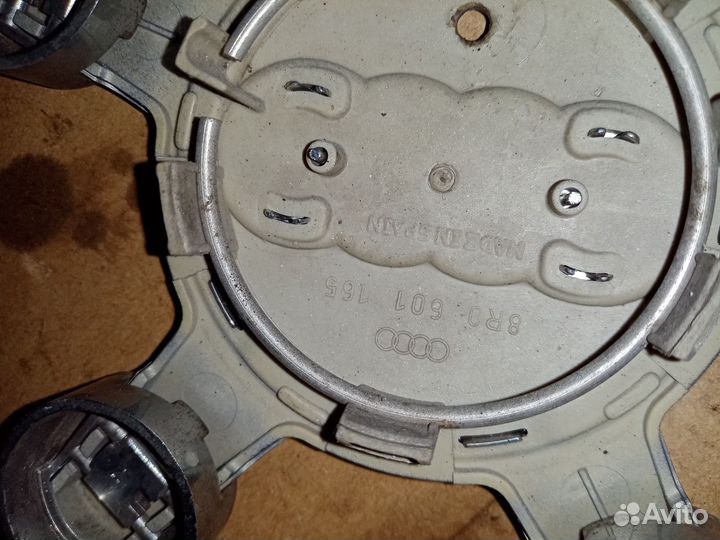 Заглушка литого диска / audi A3, A4, Q3, Q5
