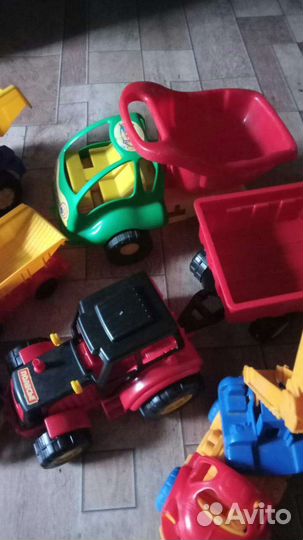 Набор машинок