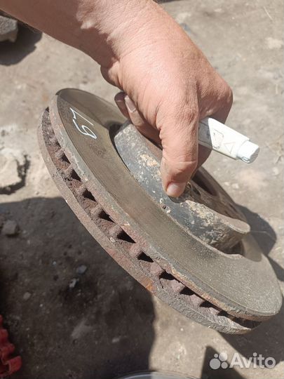 Тормозные диски Mitsubishi Lancer 9