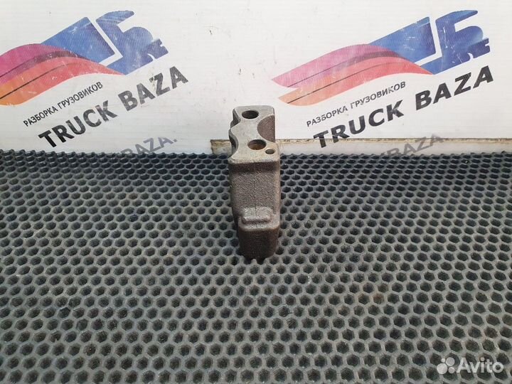 Кронштейн вала коромысел