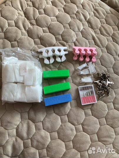 Принадлежности для маниккюра и педикюра