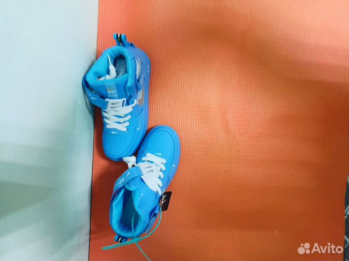 Кроссовки демисезонные Nike