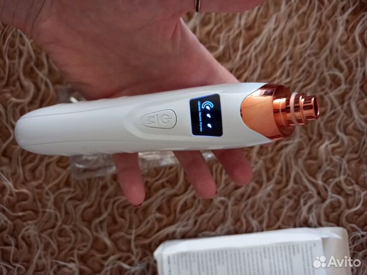 Прибор для чистки лица (новый)