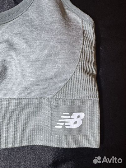 Спортивный топ new balance