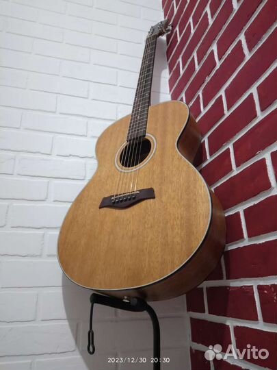 Гитара новая Индонезия