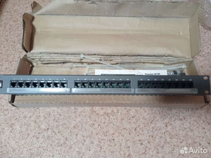 Патч панель 50 портов