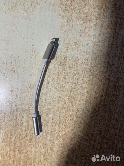 Переходник с lighting на aux