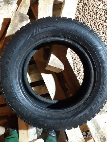 Dunlop SP Winter Ice 02 195/65 R15