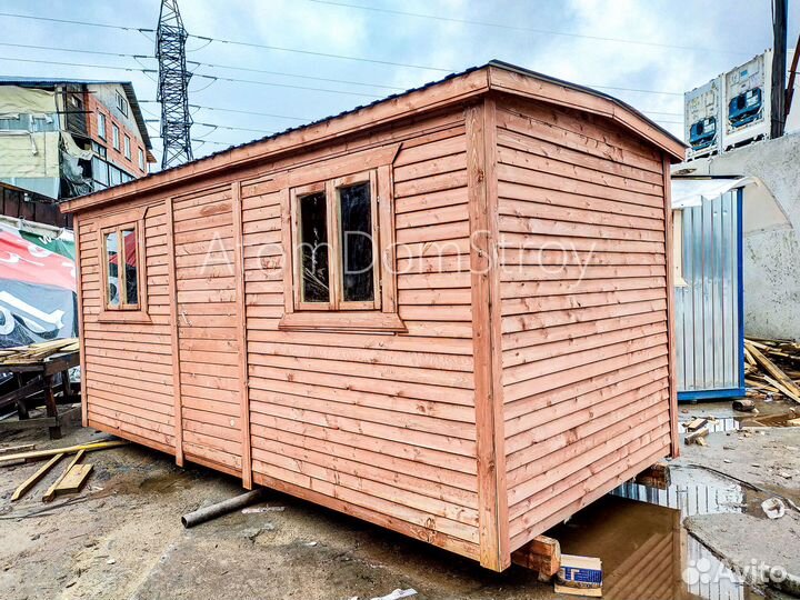 Вагончик с надежной крышей