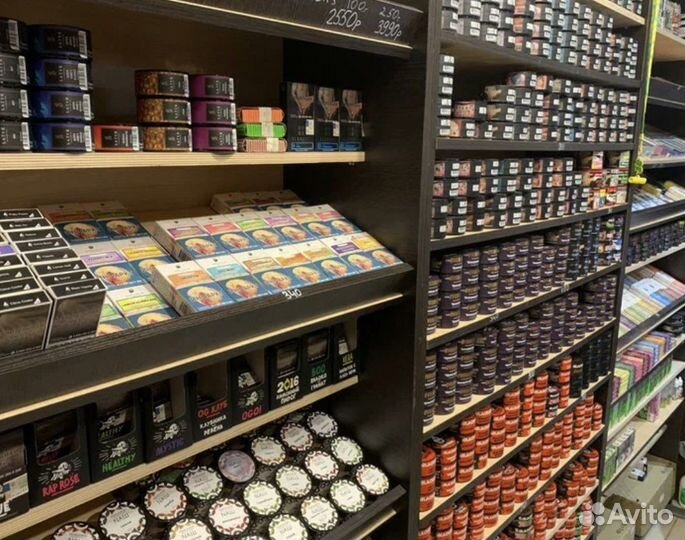 Продавец в магазин кальянов