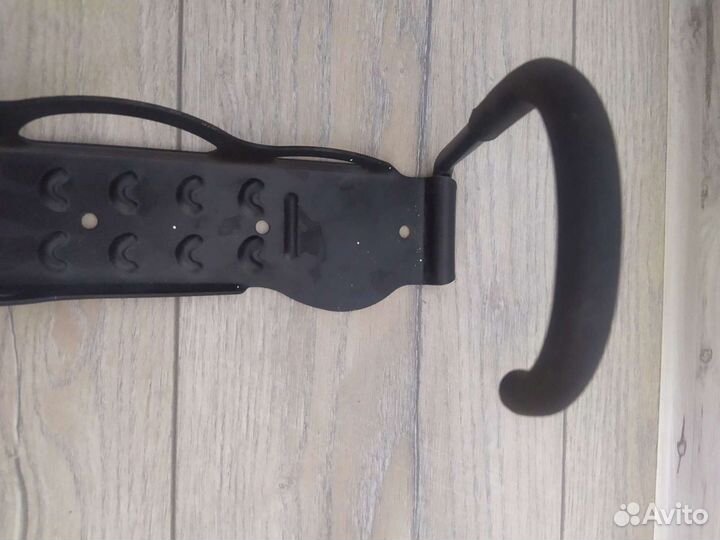 Настенный держатель для велосипеда