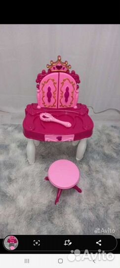 Туалетный столик