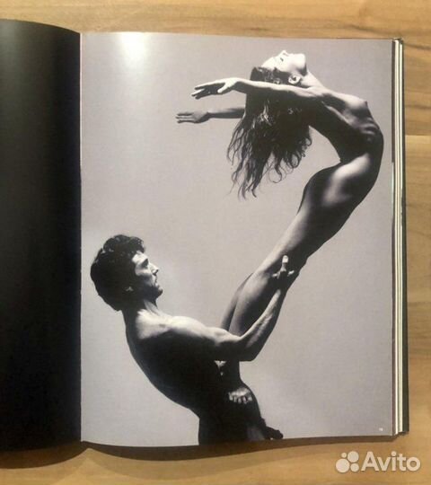 Pure dance, автор Dieter Blum, teNeues