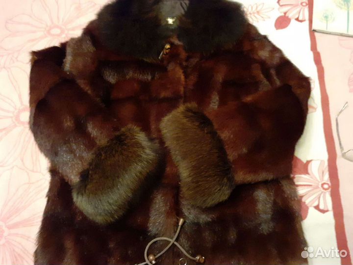 Полушубок женский из натурального меха