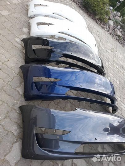 Бампер передний на Tesla 3 2017-2023