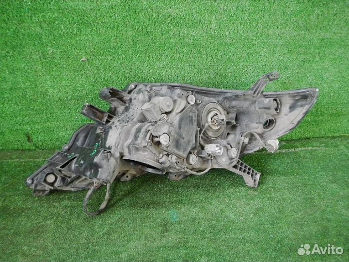 Фара правая Toyota Land Cruiser Prado