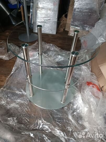Стол журнальный стеклянный
