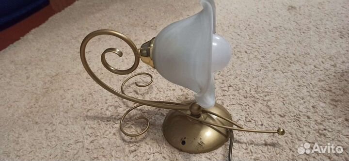 Светильник навесной