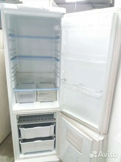 Холодильник Indesit